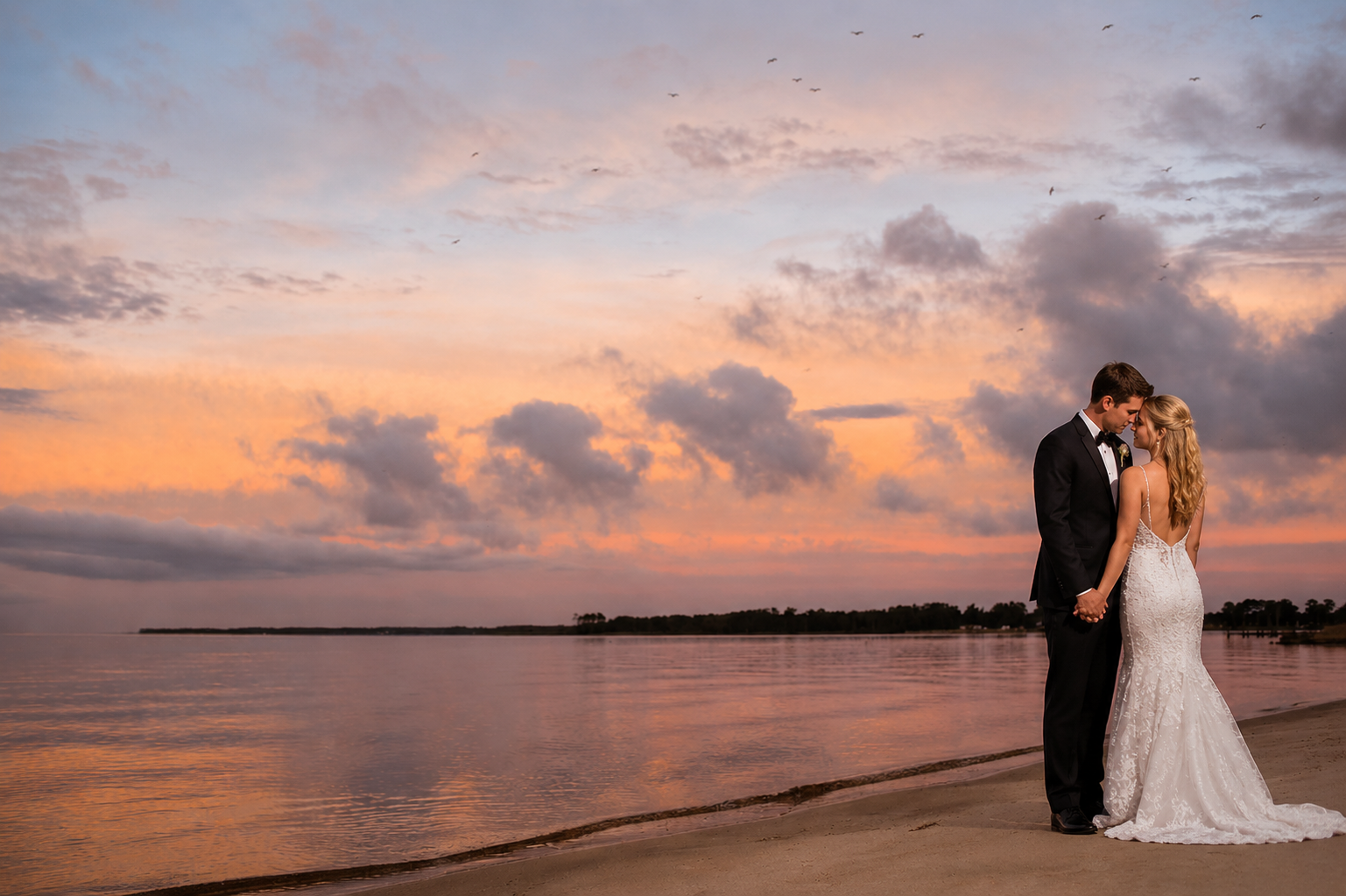 Waterfront wedding venue near New Bern North Carolina